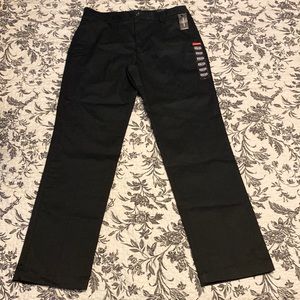 Brand New Van Heusen Mens Pants